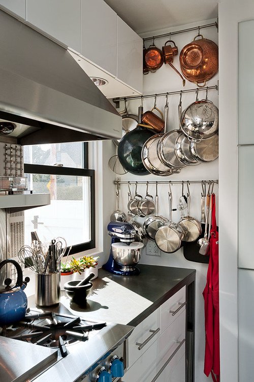 8  Storage Solutions For Your Tiny Kitchen